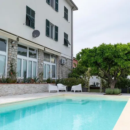 Marcella Pensión 4*